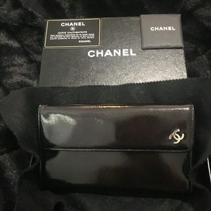Chanel clutch